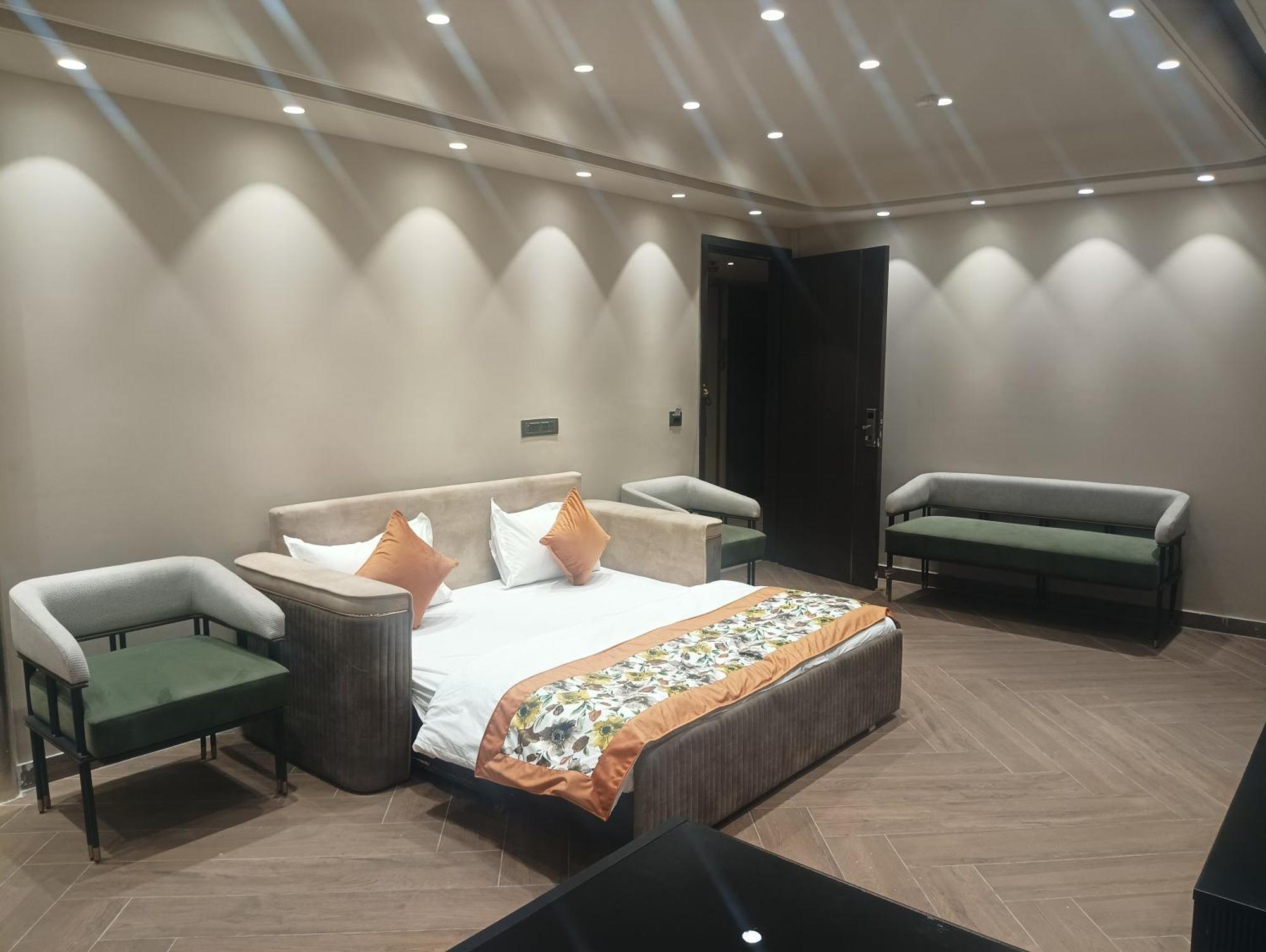 Hotel Cullinan By Qotel Janakpuri Delhi  Eksteriør bilde