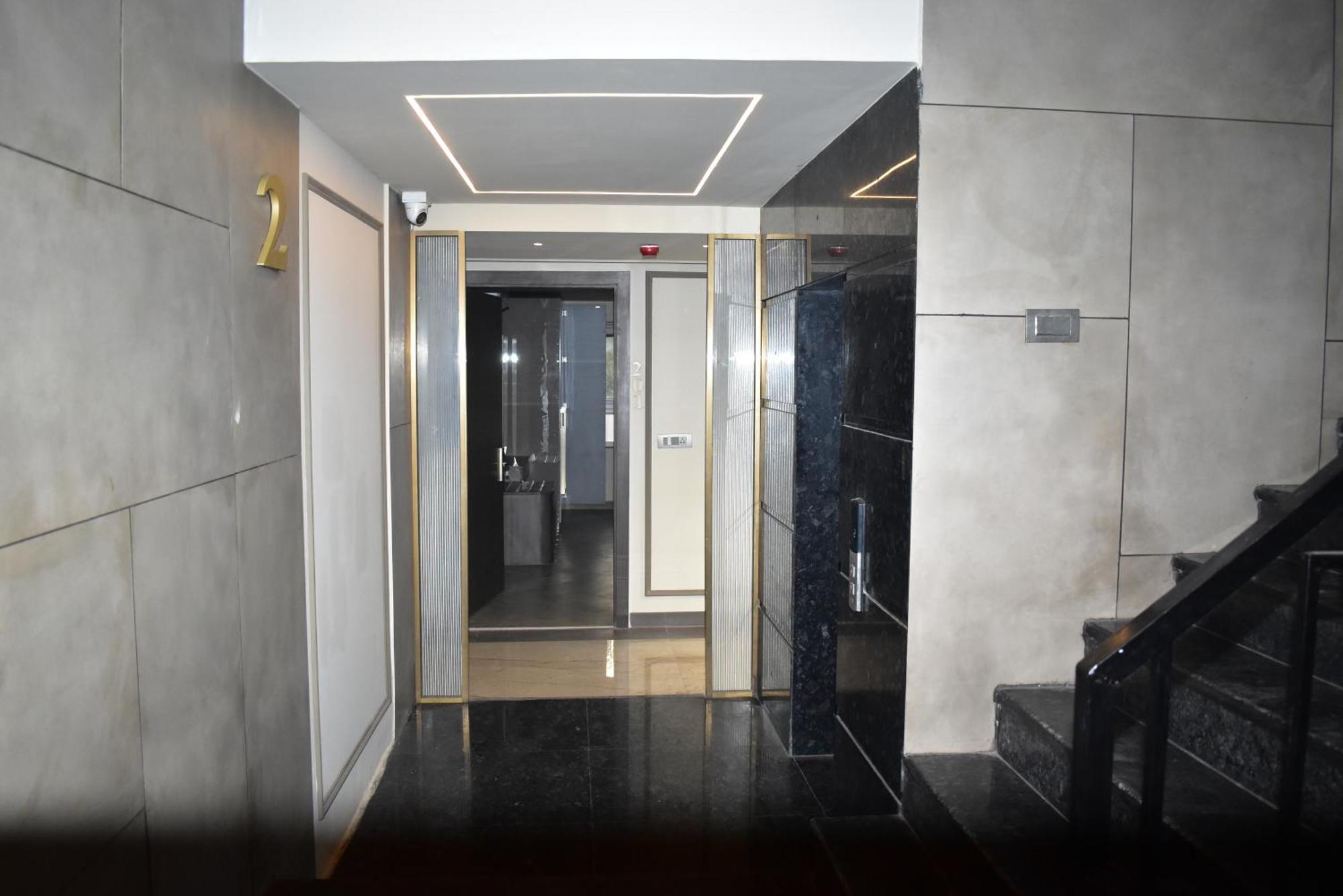 Hotel Cullinan By Qotel Janakpuri Delhi  Eksteriør bilde