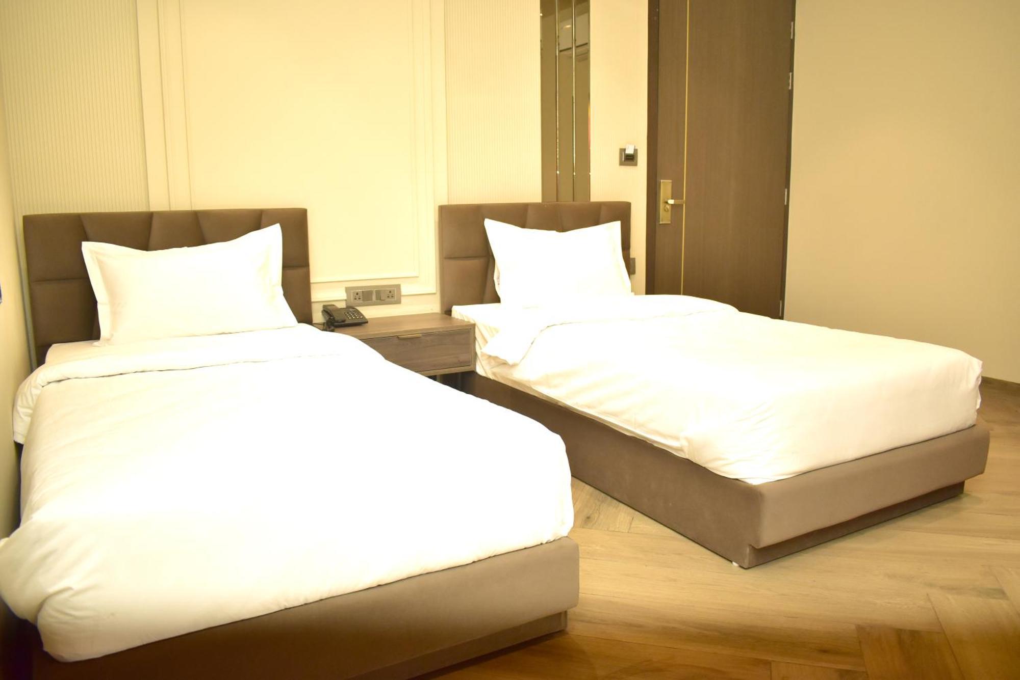 Hotel Cullinan By Qotel Janakpuri Delhi  Eksteriør bilde